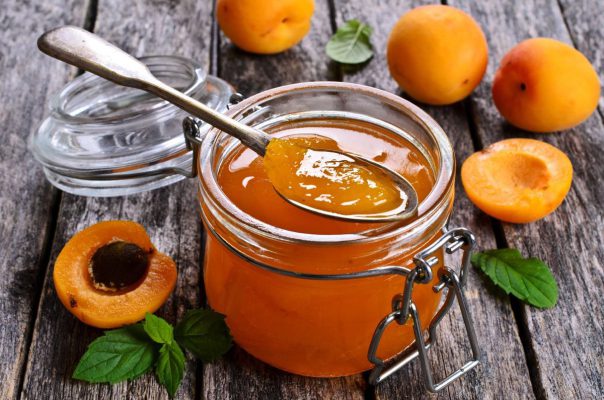 Dried apricots jam recipe: a simple way to prepare jam