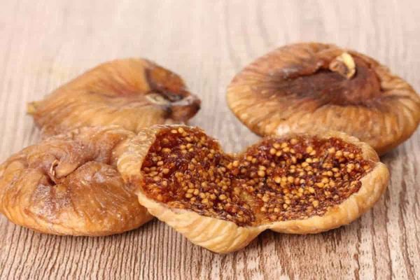 Dried figs side effects and its effects on kidneys Dried figs side effects and its effects on kidneys