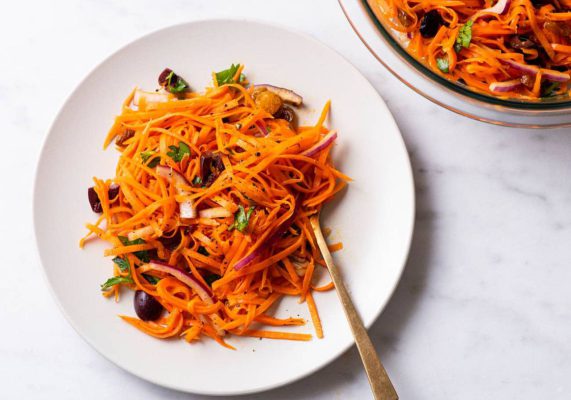 How to prepare carrot salad with raisins How to prepare carrot salad with raisins