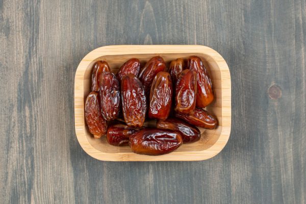 kimia dates