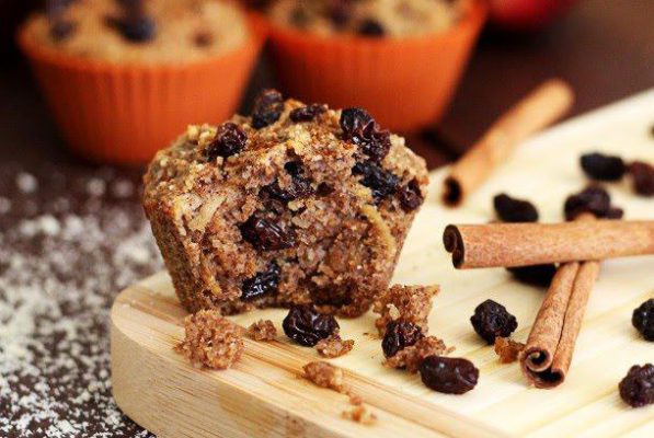 Cinnamon raisin muffins