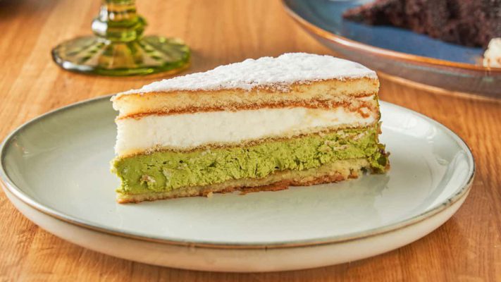 Essential Tips for Making Pistachio Ricotta Cake
