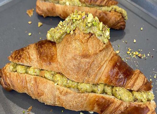 Italian Pistachio Cream with Lactose-Free Cream