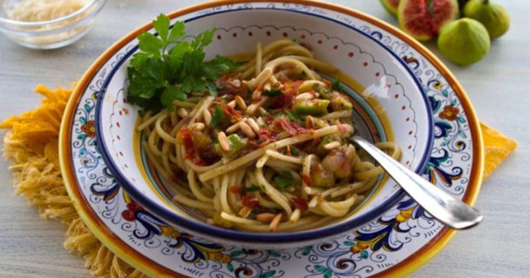 Pasta with figs