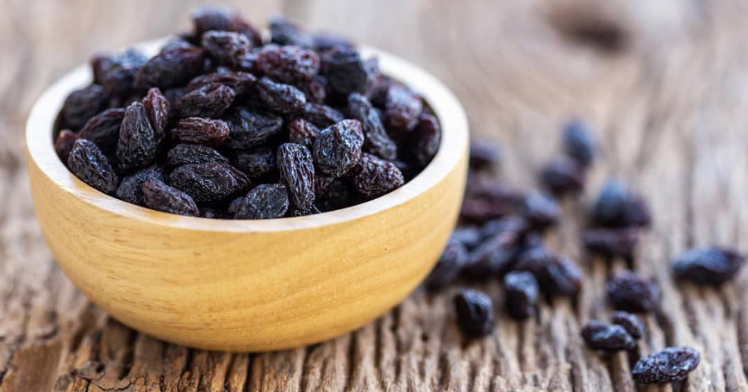 Black kismis benefits for skin hair and digestion