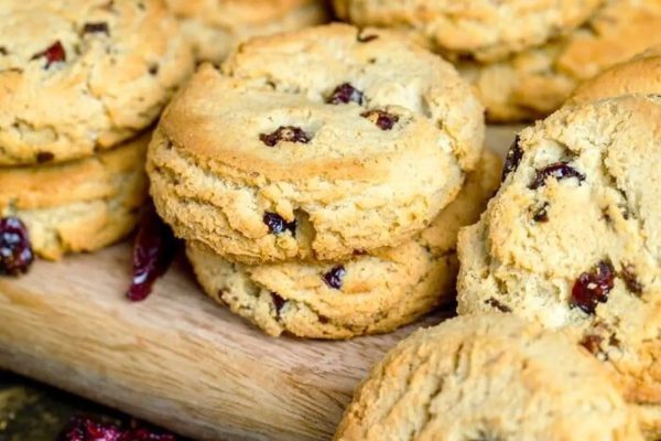 oat and raisin biscuits
