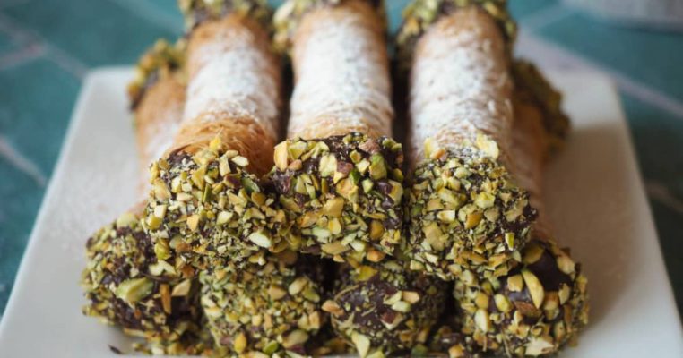 Pistachio cannoli recipe