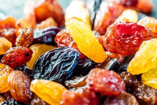sultanas and raisins