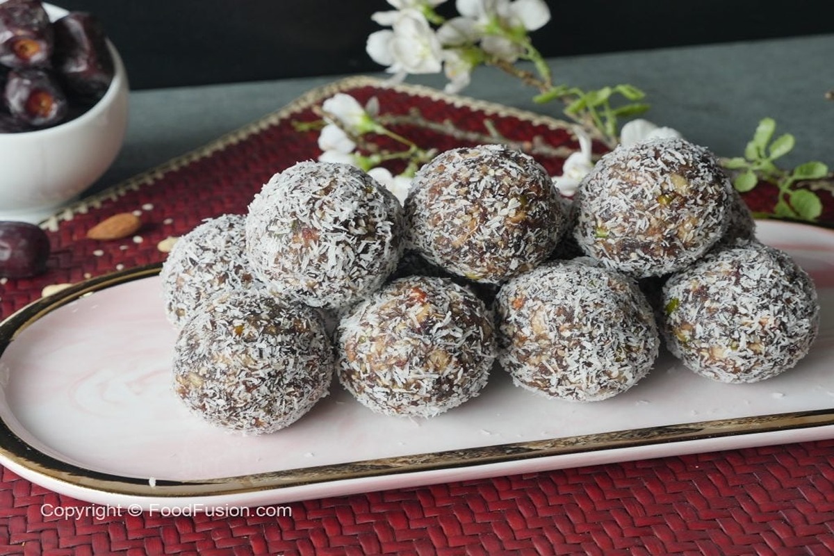 Pakistani Date and Nut Ladoo Recipe