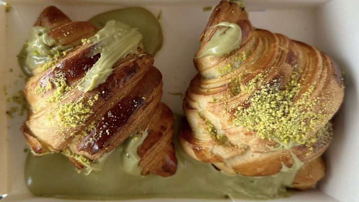  fresh Pistachio Croissant