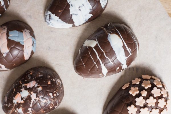 PISTACHIO EASTER EGGS