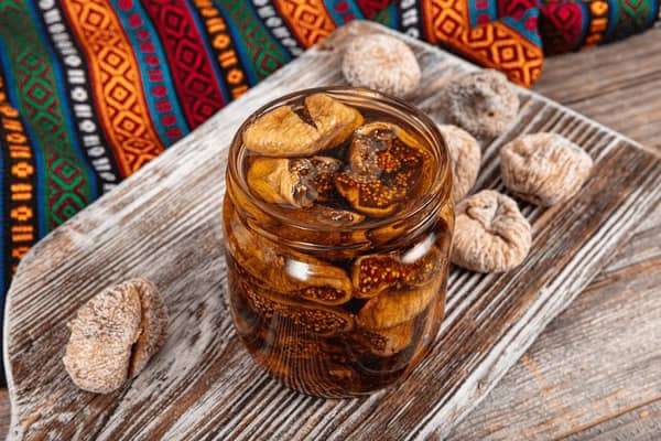 التين مع زيت الزيتون