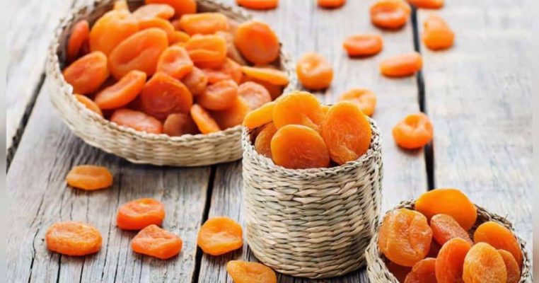 مشمش المجفف