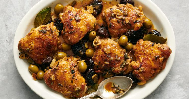 دجاج بالزبيب المنزلي