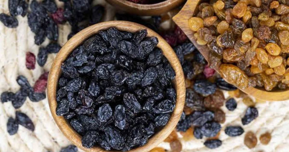 Black Raisins